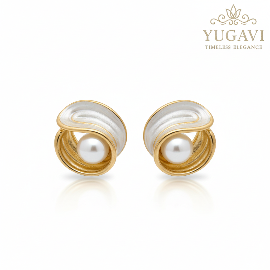 Shell Pearl Earrings