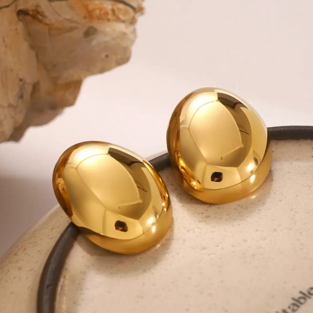 Luxe Bold Dome Studs