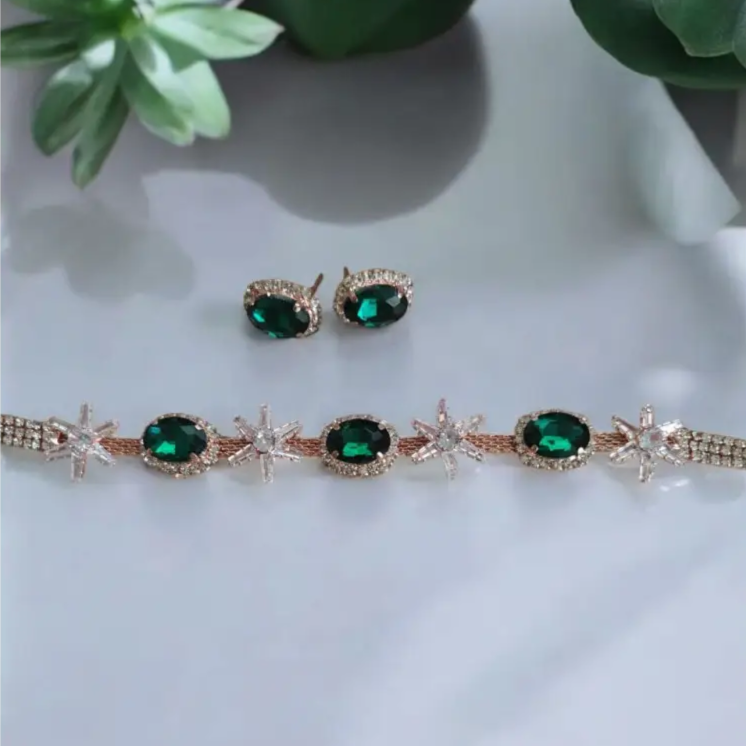 Adair Green Emerald Neckpiece with Earrings - Necklace