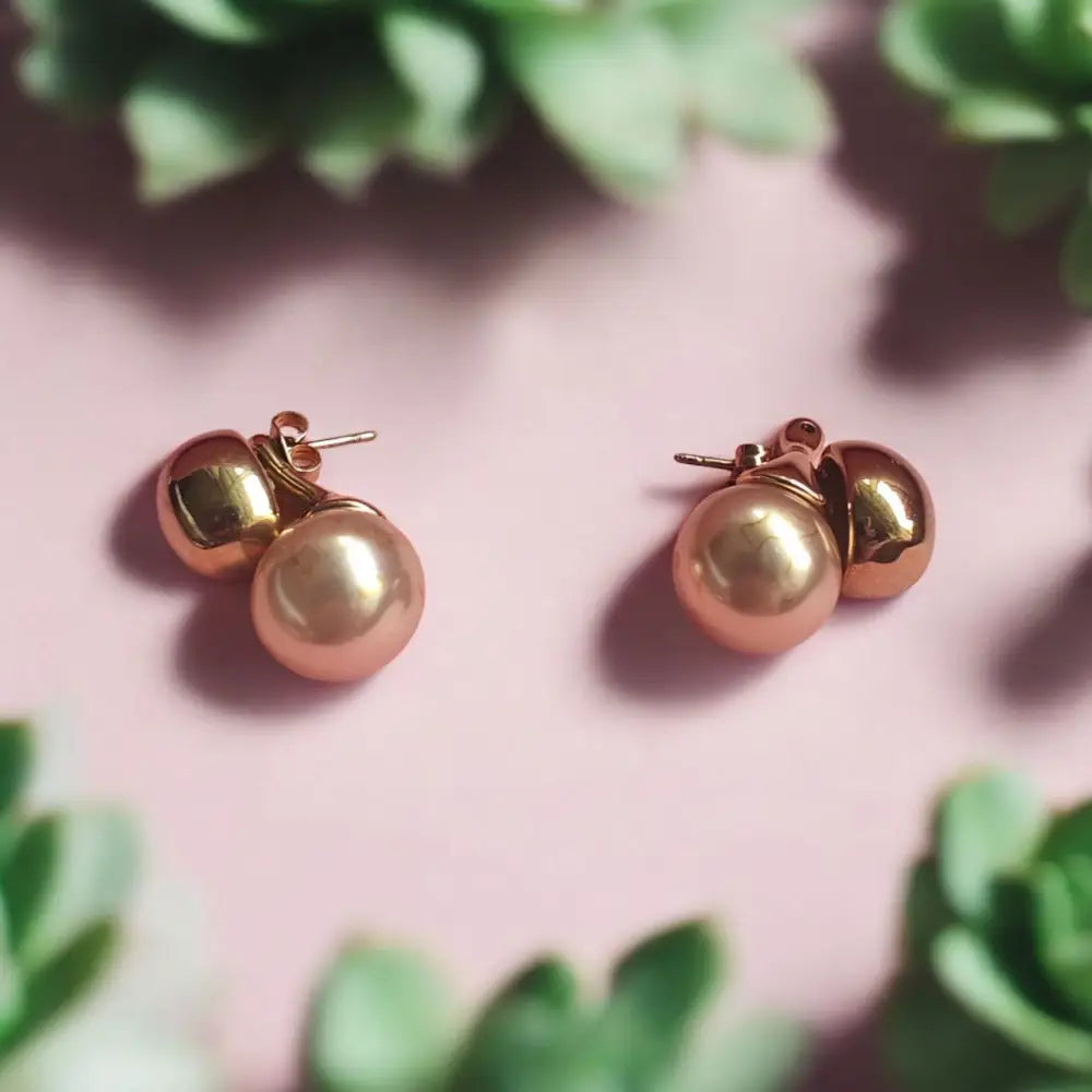 Gleaming Dusk Earrings - Earrings