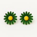 Bloom Pop Daisy Studs